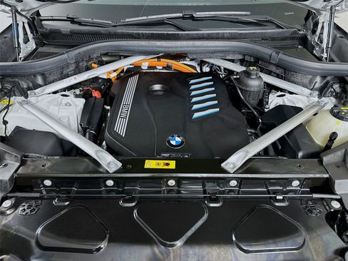 Certified 2022 BMW X5 xDrive45e image 30