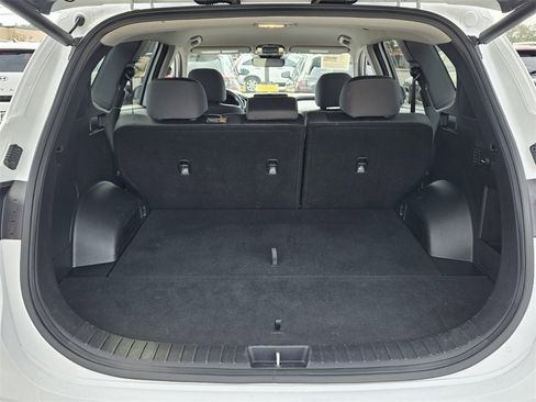Used 2023 Hyundai Santa Fe SEL image 11