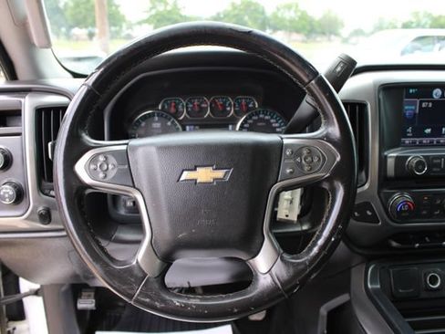Used 2015 Chevrolet Silverado 1500 LT w/ Texas Edition, 1LT Trim AWD/4WD image 17