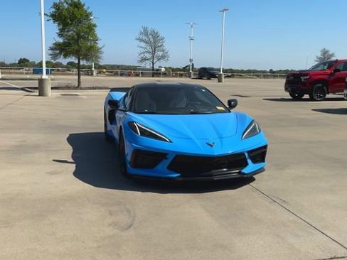 Used 2020 Chevrolet Corvette Stingray Preferred Cpe w/ 2LT Preferred Equipment Group image 4