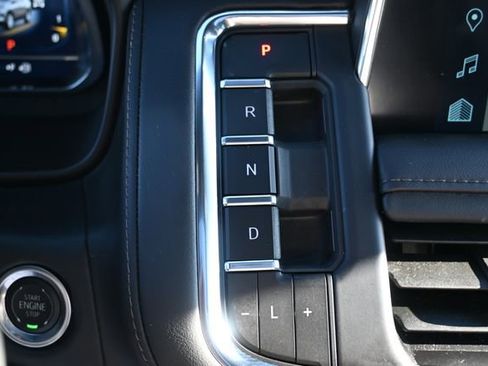 Used 2024 Chevrolet Tahoe High Country w/ Premium Package image 23