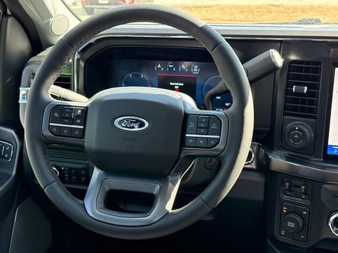 New 2026 Ford F250 Lariat w/ Lariat Premium Package AWD/4WD image 13