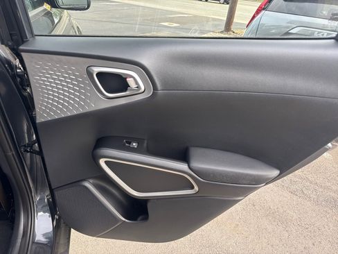 New 2025 Kia Soul S image 15