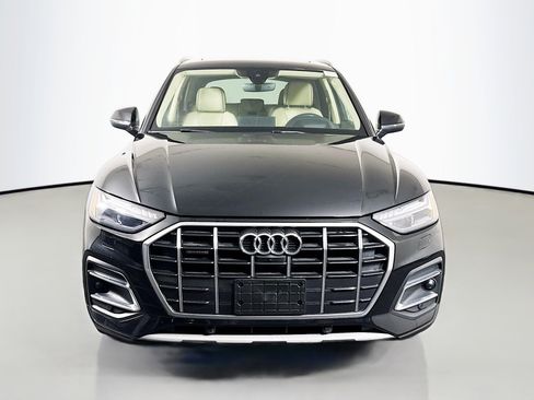 Used 2021 Audi Q5 Prestige w/ Prestige Package image 2