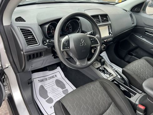 Used 2020 Mitsubishi Outlander Sport ES image 11