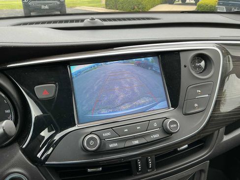 Used 2020 Buick Envision Essence w/ Experience Buick Package FWD image 13