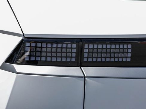 New 2026 Hyundai Ioniq 5 SEL RWD image 10