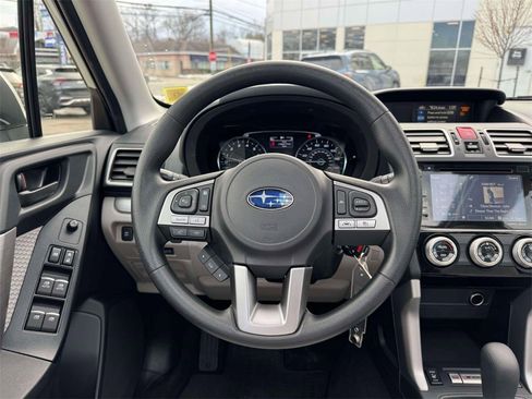 Used 2018 Subaru Forester 2.5i Premium image 20