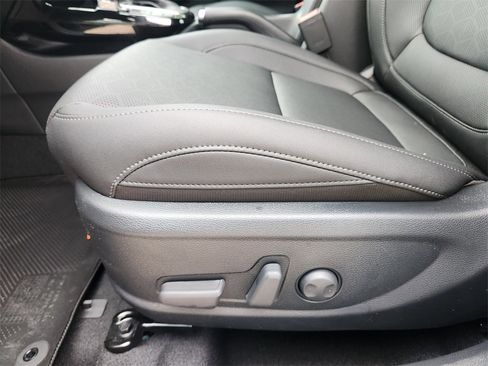 New 2026 Kia Seltos EX image 17