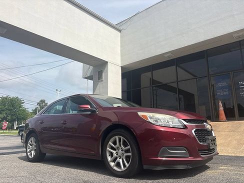Used 2016 Chevrolet Malibu LT w/ Power Convenience Package FWD image 1