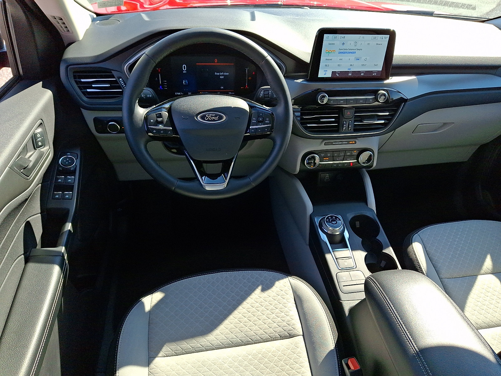 Used 2024 Ford Escape Active AWD/4WD image 12