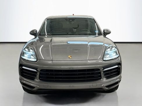 Used 2020 Porsche Cayenne AWD/4WD image 6