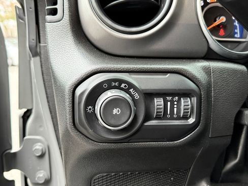 Used 2022 Jeep Wrangler Unlimited Sport image 20