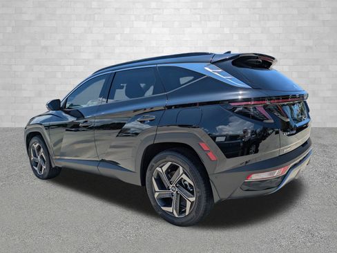 Certified 2024 Hyundai Tucson Limited AWD/4WD image 4