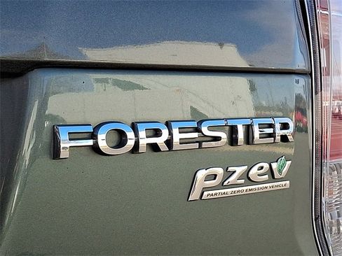 Used 2017 Subaru Forester 2.5i w/ Alloy Wheel Package image 30