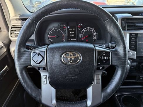 Used 2022 Toyota 4Runner SR5 Premium image 13