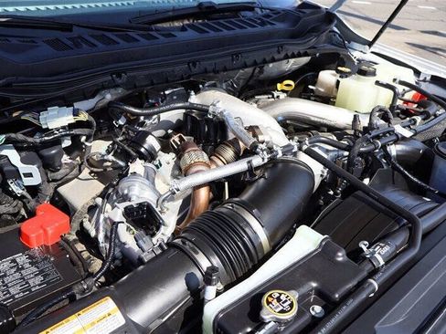Used 2025 Ford F350 Platinum AWD/4WD image 12