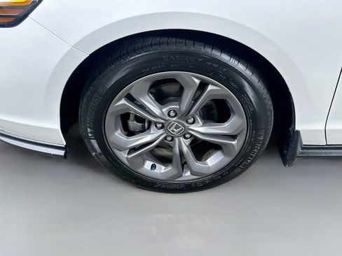 Used 2024 Honda Accord EX image 8