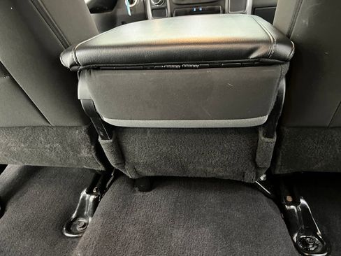 Used 2024 RAM 1500 Classic SLT image 20