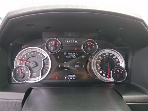 Used 2017 RAM 1500 Laramie w/ Convenience Group AWD/4WD image 19