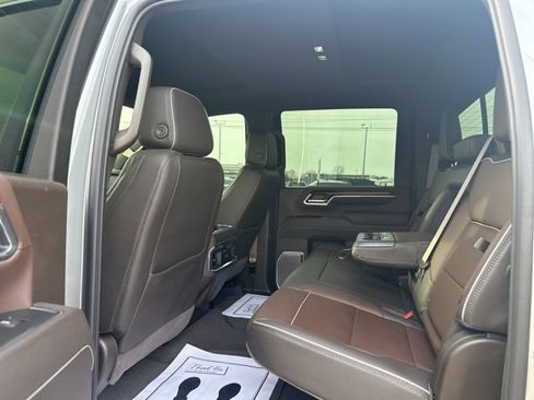 Used 2026 GMC Sierra 2500 Denali image 27