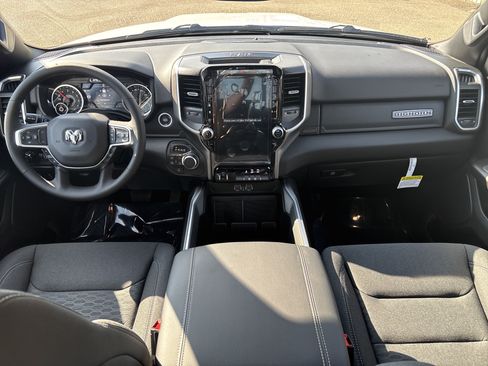 New 2026 RAM 1500 Big Horn AWD/4WD image 16