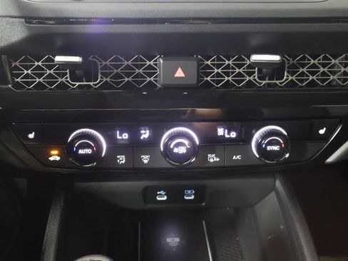Used 2025 Honda Accord EX-L image 43