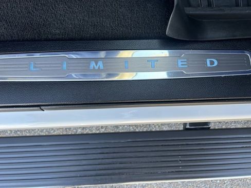 Certified 2021 Ford F450 Limited w/ FX4 Off-Road Package image 19