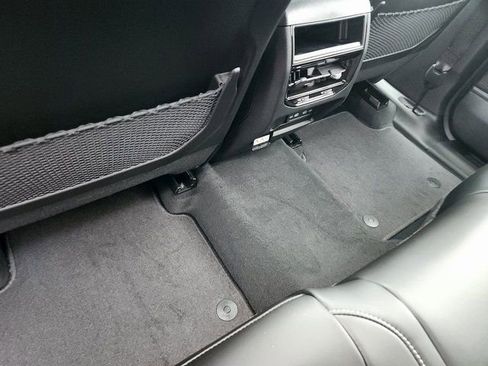 New 2026 Jeep Grand Cherokee Laredo image 8