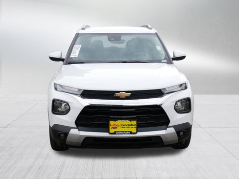 Used 2023 Chevrolet TrailBlazer LT w/ Convenience Package AWD/4WD image 2