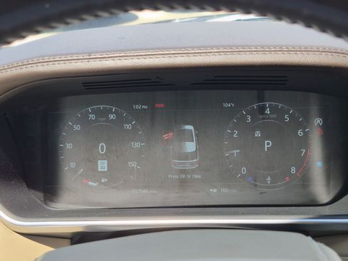 Used 2019 Land Rover Range Rover HSE AWD/4WD image 22