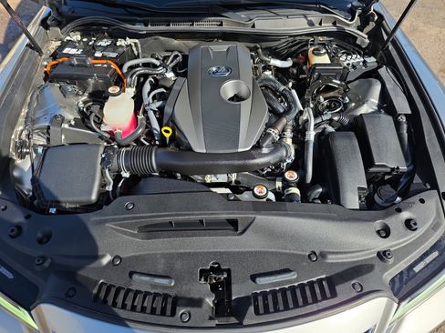 Used 2022 Lexus IS 300 w/ Premium Package image 32