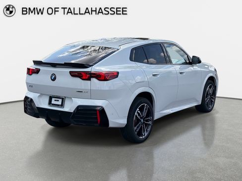 New 2026 BMW X2 xDrive28i w/ M Sport Package AWD/4WD image 5