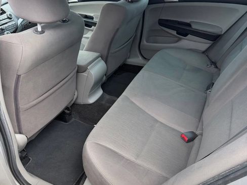 Used 2012 Honda Accord LX image 7