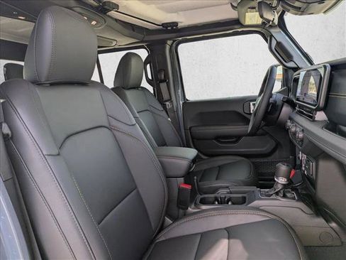 New 2026 Jeep Gladiator Sport image 15