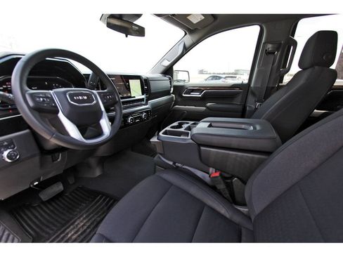 Used 2025 GMC Sierra 1500 Elevation w/ X31 Off-Road Package AWD/4WD image 31
