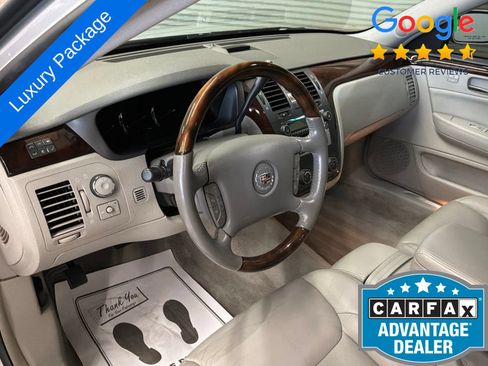 Used 2009 Cadillac DTS w/ Trunk Convenience Package FWD image 9
