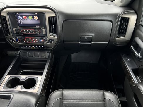 Used 2015 GMC Sierra 3500 Denali AWD/4WD image 32