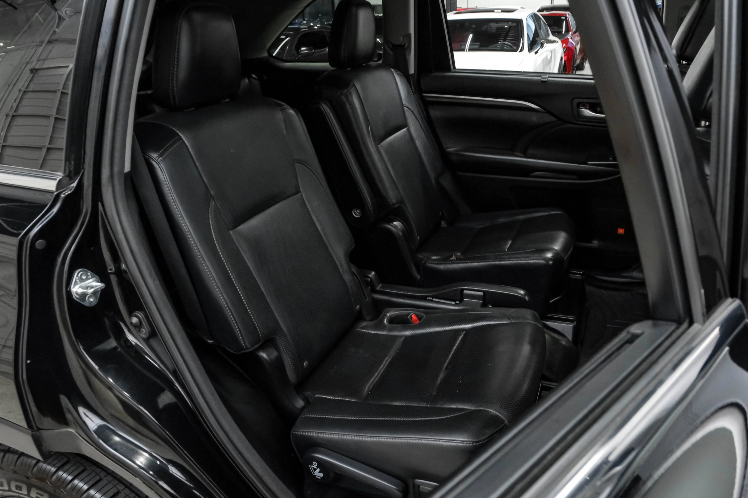 Used 2016 Toyota Highlander Limited Platinum AWD/4WD image 42
