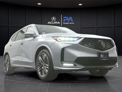 Certified 2026 Acura MDX SH-AWD w/ Advance Package image 32