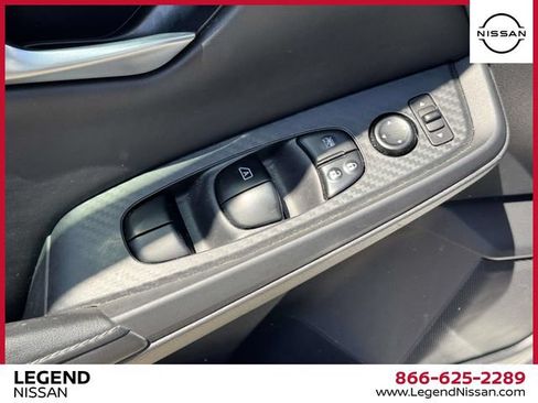 Used 2021 Nissan Sentra SV FWD image 14
