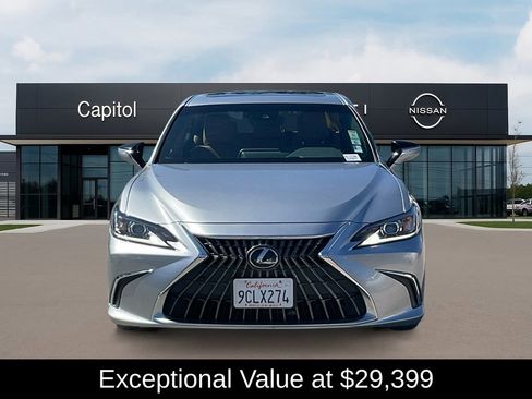 Used 2022 Lexus ES 350 w/ Premium Package image 2