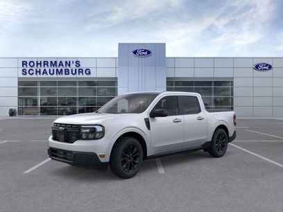 New 2024 Ford Maverick Lariat w/ Black Appearance Package
