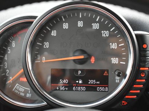 Used 2017 MINI Cooper Clubman FWD image 18