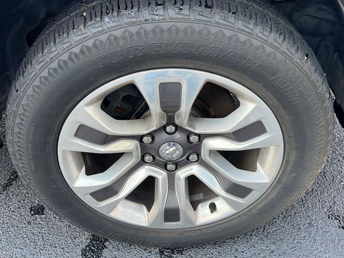 Used 2019 RAM 1500 Limited AWD/4WD image 41