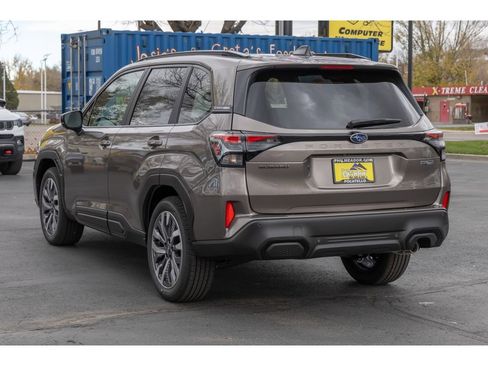 New 2025 Subaru Forester Touring image 5