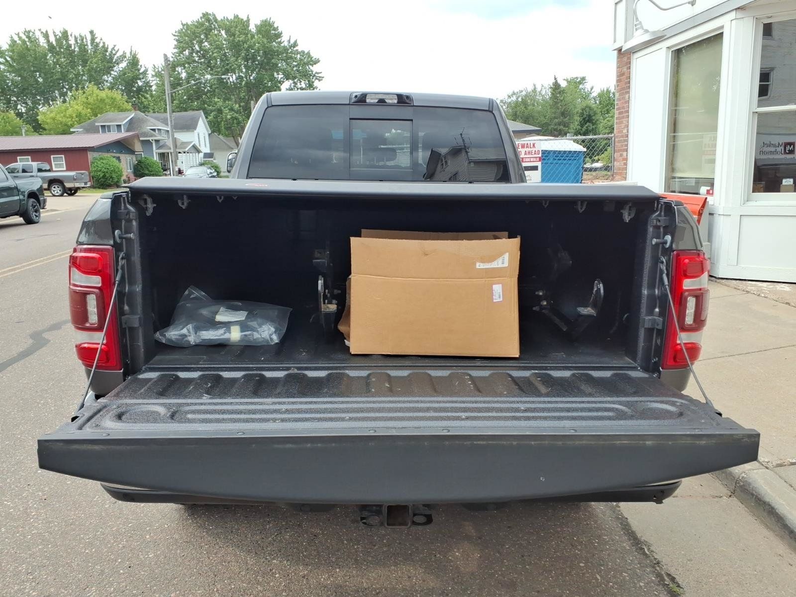 Used 2022 RAM 3500 Laramie AWD/4WD image 20