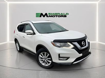 Used 2017 Nissan Rogue SV