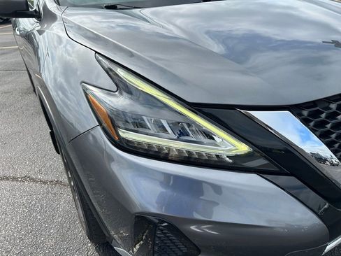 Used 2021 Nissan Murano S FWD image 3