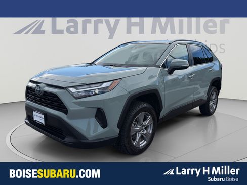 Used 2023 Toyota RAV4 XLE AWD/4WD image 1